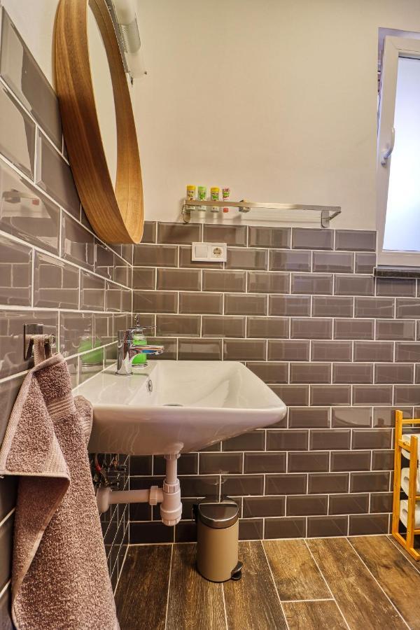Barka Apartman Эгер Экстерьер фото