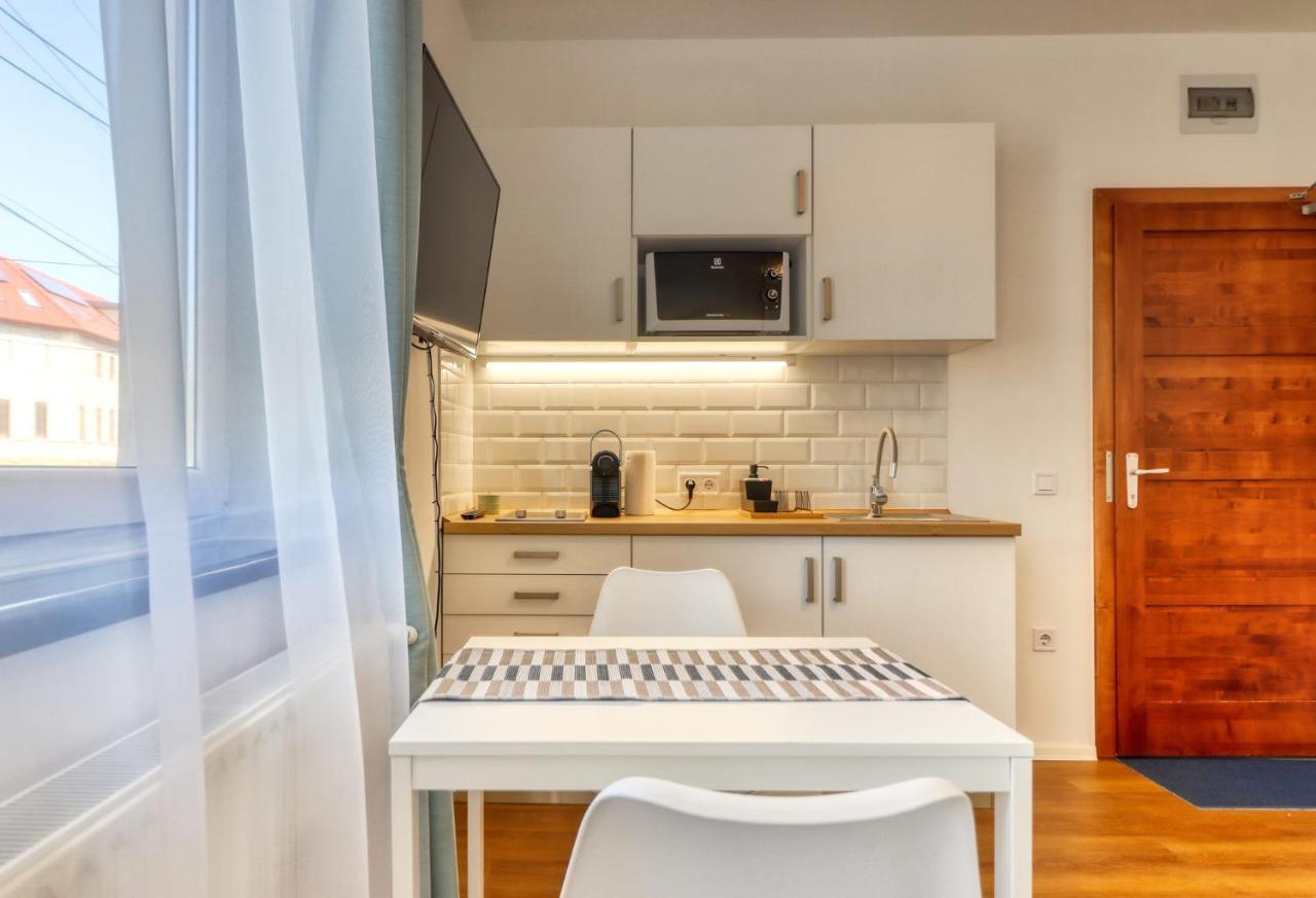 Barka Apartman Эгер Экстерьер фото