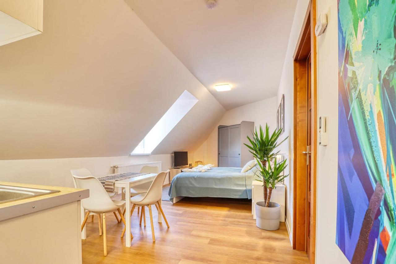 Barka Apartman Эгер Экстерьер фото